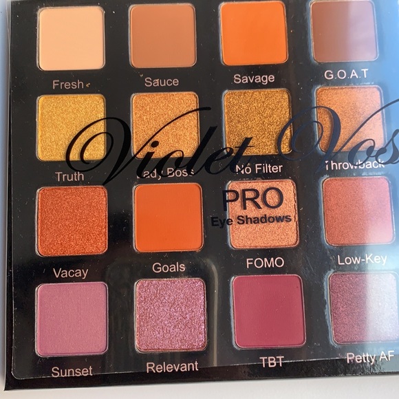 Violet Voss Hashtag - PRO Eyeshadow Palette - Picture 10 of 13